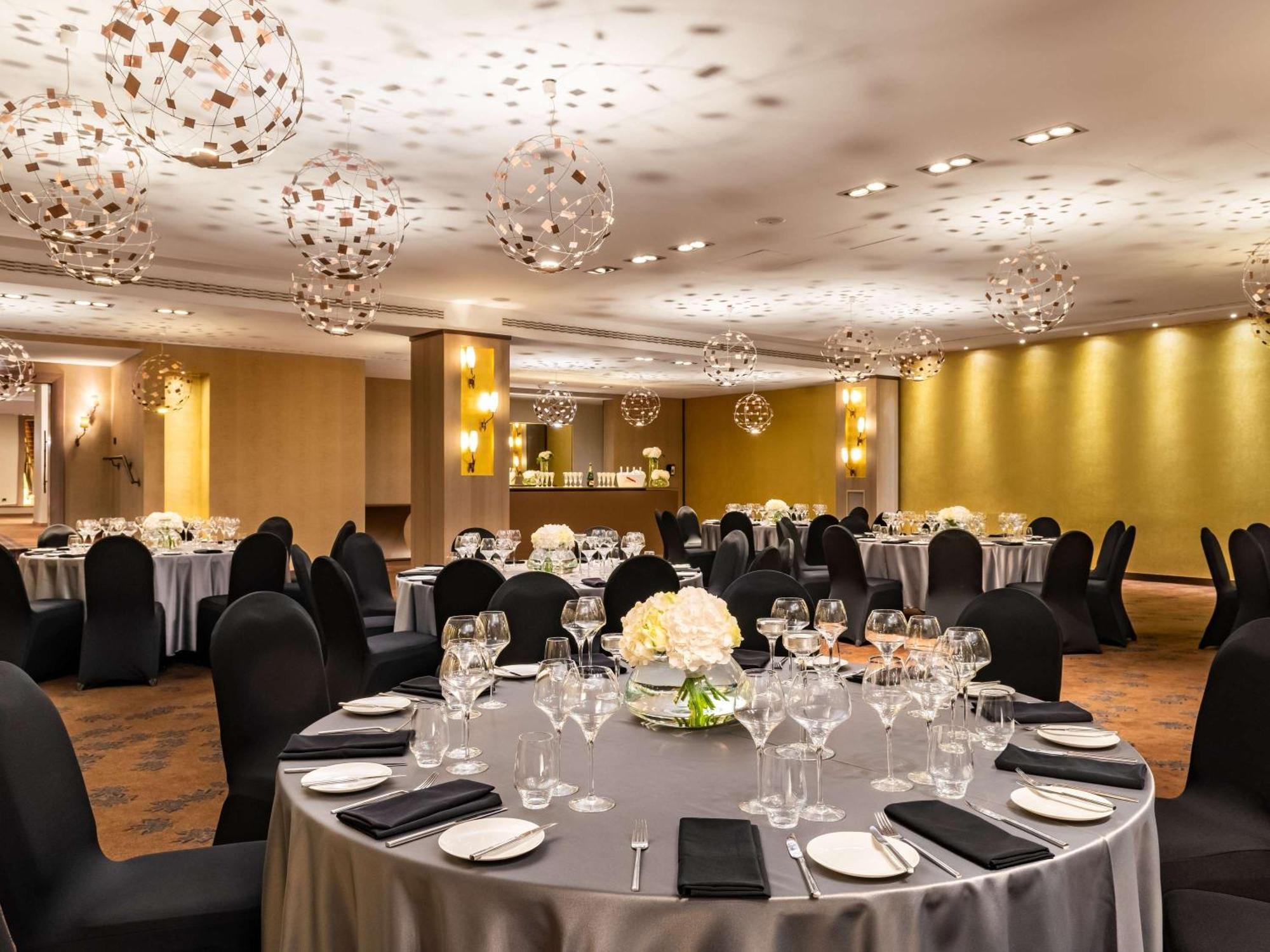 Hotell Sofitel Victoria 5*