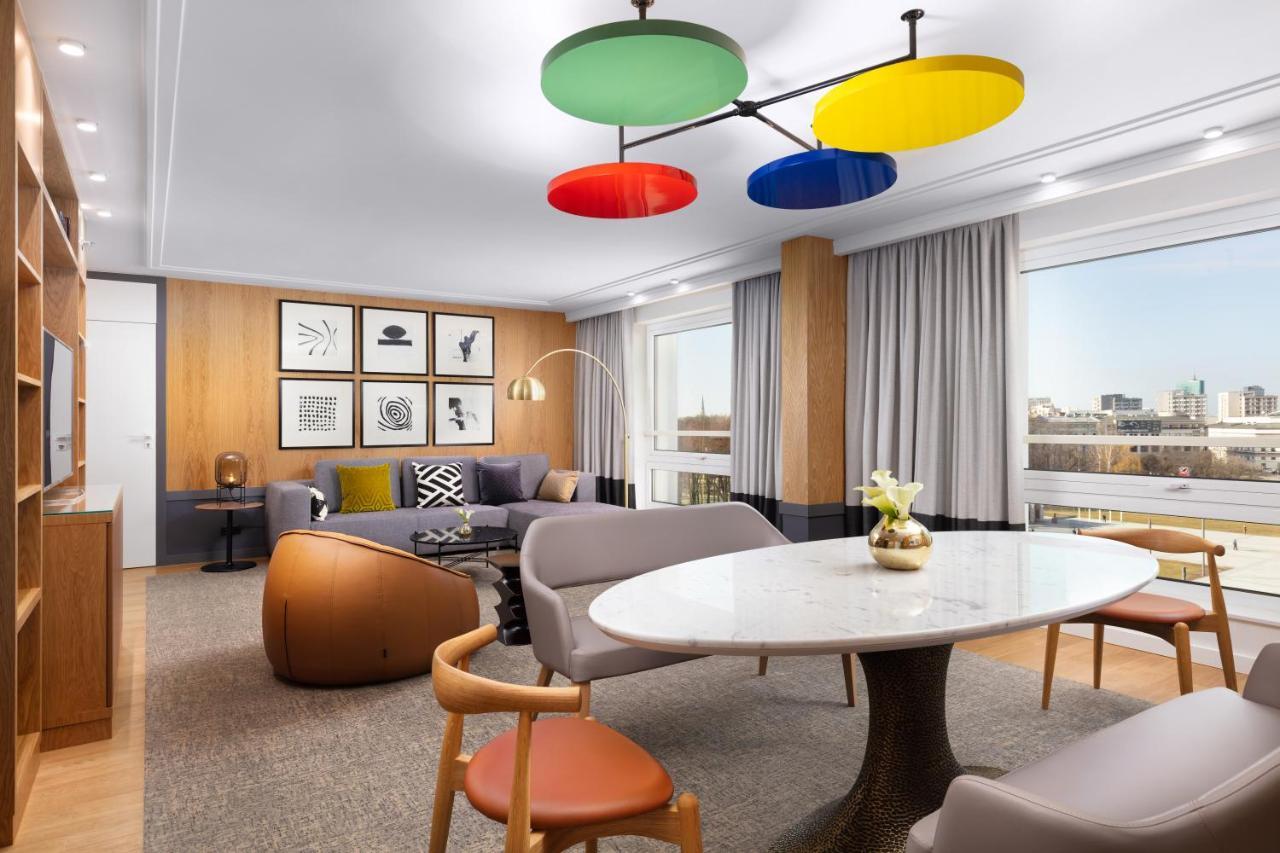 Sofitel Victoria Hotell
